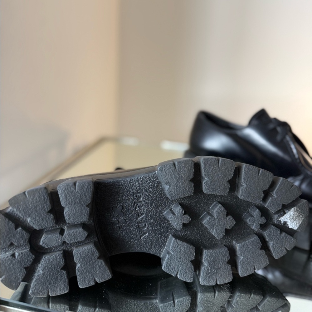 Like new Prada MONOLITH CHUNKY PLATFORM DERBY CREEPER 36 - Picture 12 of 13